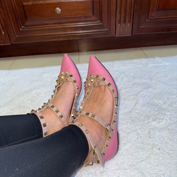 Valentino Garavani Pink Studded Women's Shoes - Picture 9 of 9